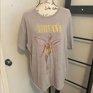 Nirvana In Utero Design Gray Distressed Graphic Pullover T-Shirt Music Band